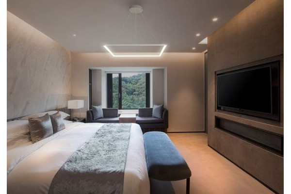 Квадрат со стороной 34 см