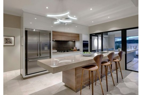 Две четырехконечные звезда (со стороной 70 см и 40 см)